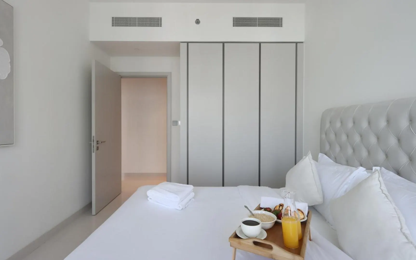 Livbnb- 3Br With Marina Skyline View 두바이 아파트